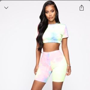 Color Me Crazy Short set Fashion Nova brand new